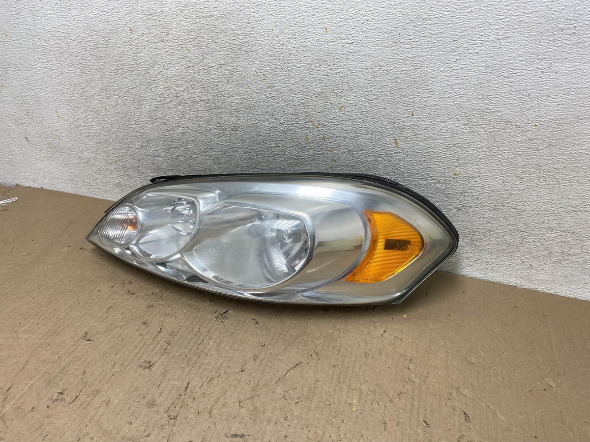 2006 - 2013 Chevrolet Impala Left Driver LH Headlight Halogen AH7651 DW2