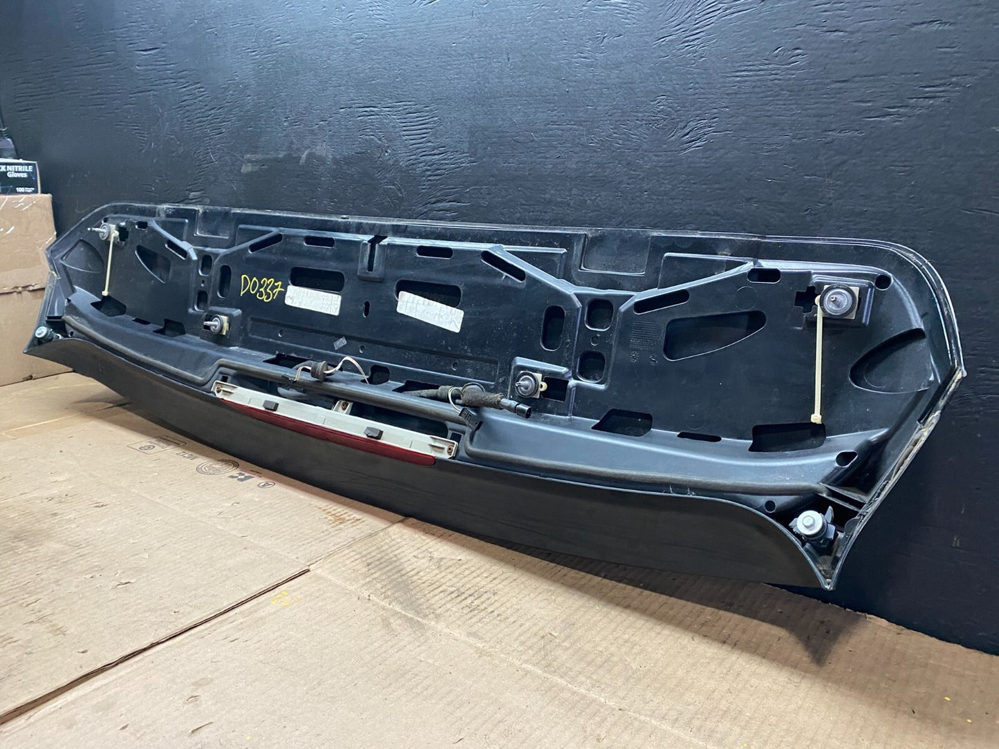 2007 to 2013 BMW X5 Trunk Hatch Spoiler 7157689 D0337 OEM DG18