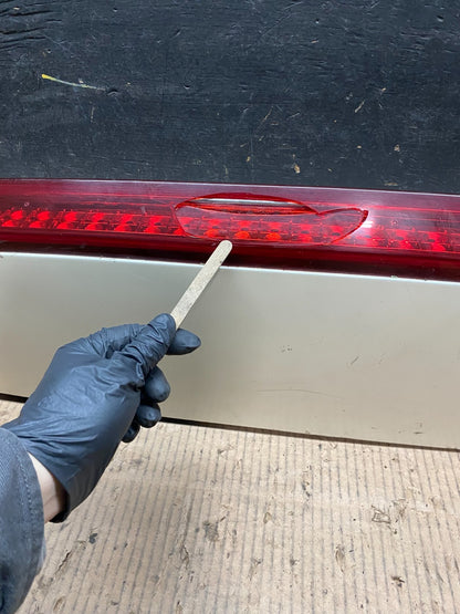 2007 to 2014 Cadillac Escalade Rear Upper Spoiler 3rd Third Brake Light W6080 DG9