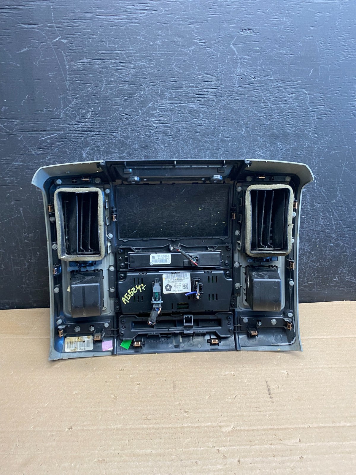 2009 to 2012 Dodge Ram 1500 Center Dash Radio Screen Climate Panel AG5247 DG6