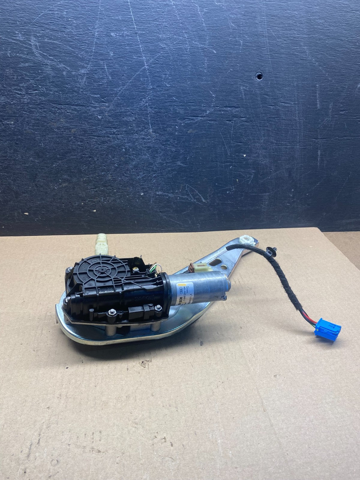 2014-2020 Mercedes S550 S600 Trunk Lid Motor Actuator Rear Lift AH3437 DG3