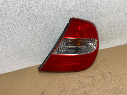 2002 2003 2004 Toyota Camry Tail Light Right Passenger Rh Side AG1184 LK2