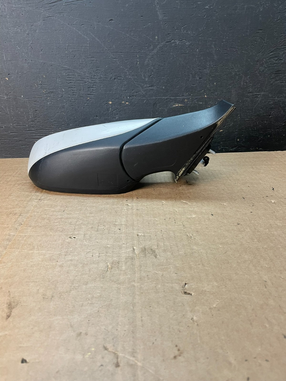 2017 to 2020 Hyundai Elantra Right Passenger View Door Mirror AE8467 DW3