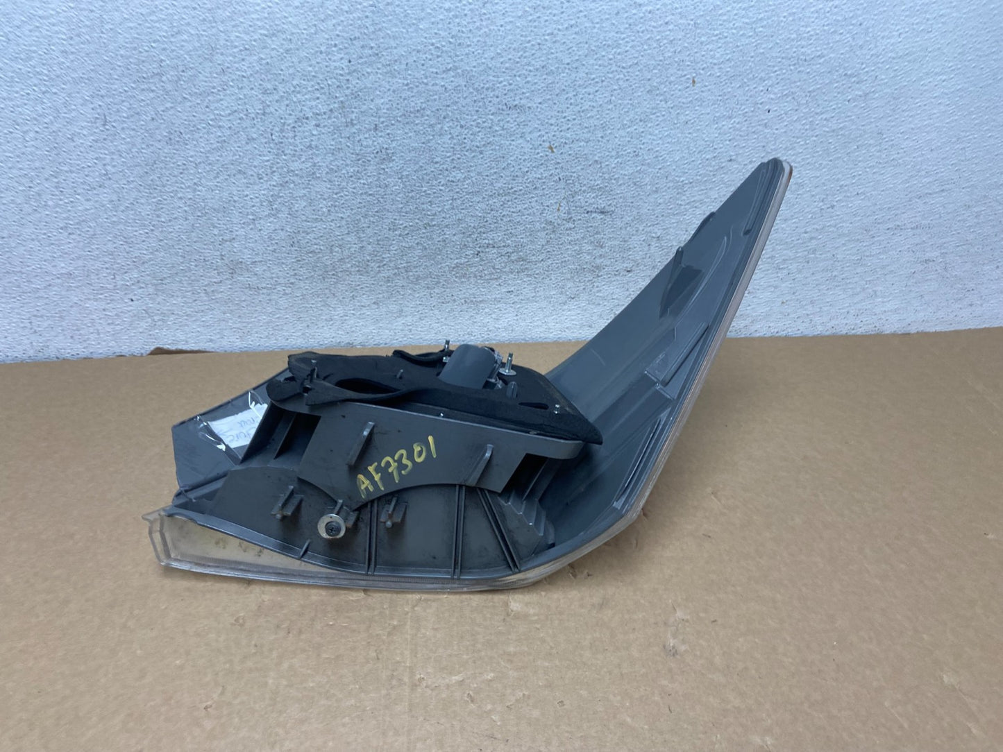 2008 to 2012 Honda Accord Sedan Tail light Left Driver LH Side AF7301 DW8