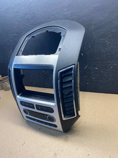 2007 - 2010 Ford Edge Heater Climate Control Radio Control Dash Bezel s6446 DG1