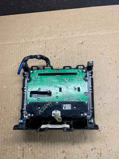 2013 to 2016 Nissan Pathfinder Radio Temperature Climate Control AC6641 DG4