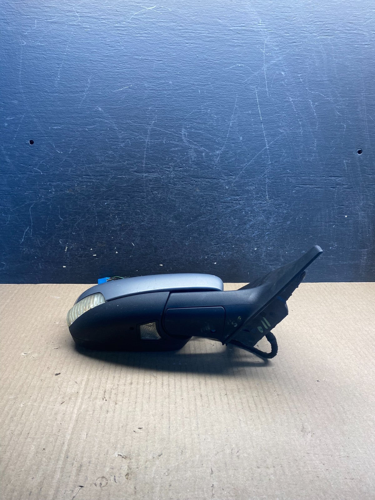 2004-2006 Volvo S40 Right Passenger Side Turn Signal View Door Mirror AG9478 DW3