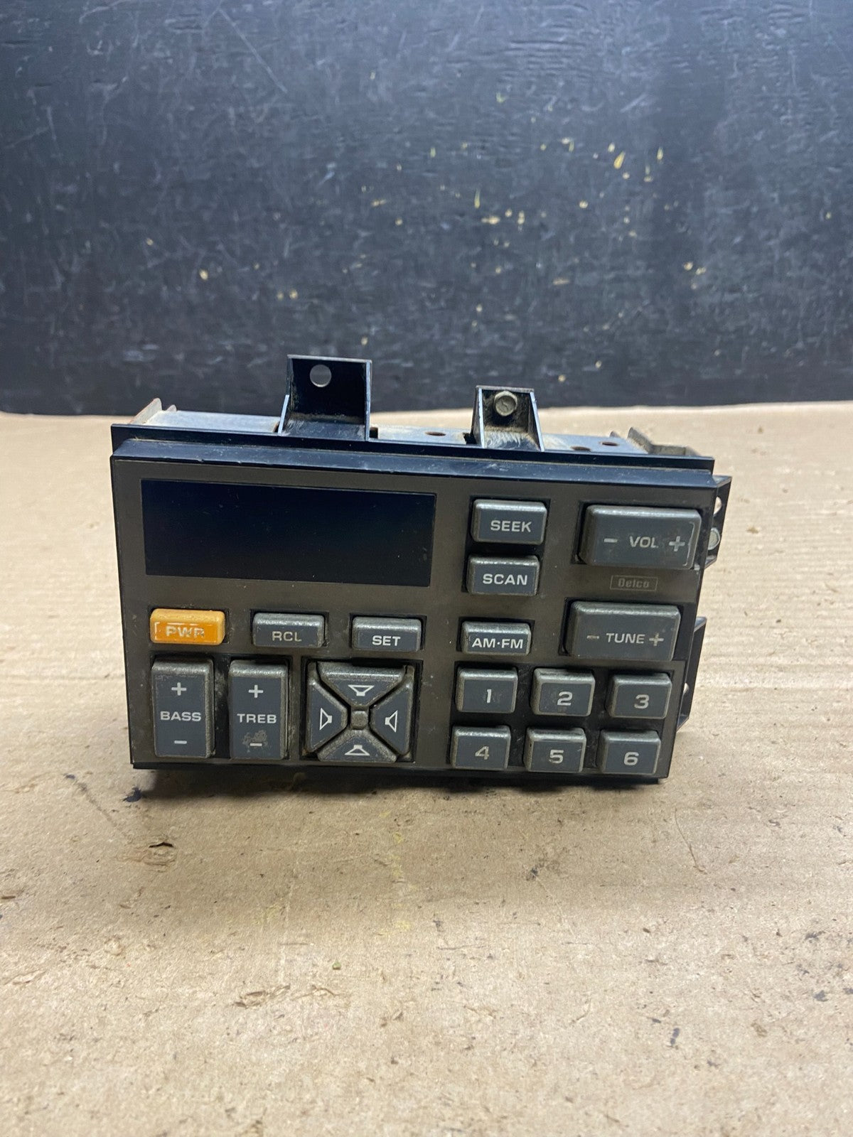 1988 - 1994 Chevrolet GMC C/K Am Fm Radio Head Unit ah5337 DG0