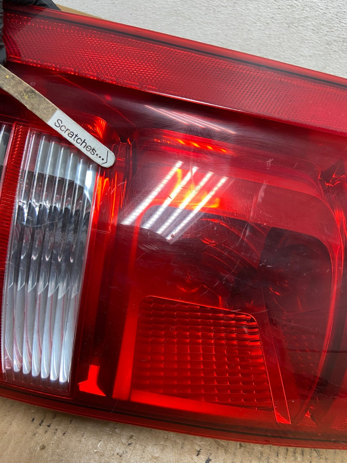 2008 2009 2010 Dodge Grand Caravan Right Passenger Rh Tail Light AE2778 LK3