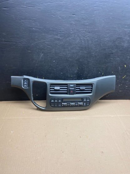2005 to 2010 Honda Odyssey Radio Climate Control Dash Trim Bezel T9117 DG0