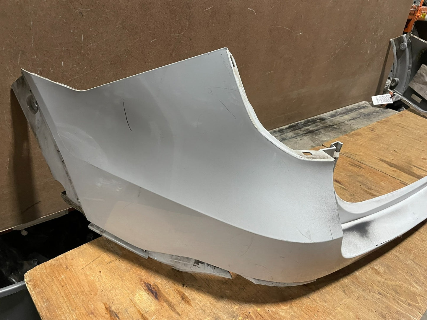 2020 to 2023 Ford Explorer Police Interceptor Rear Upper Bumper Cover X2990 PS1