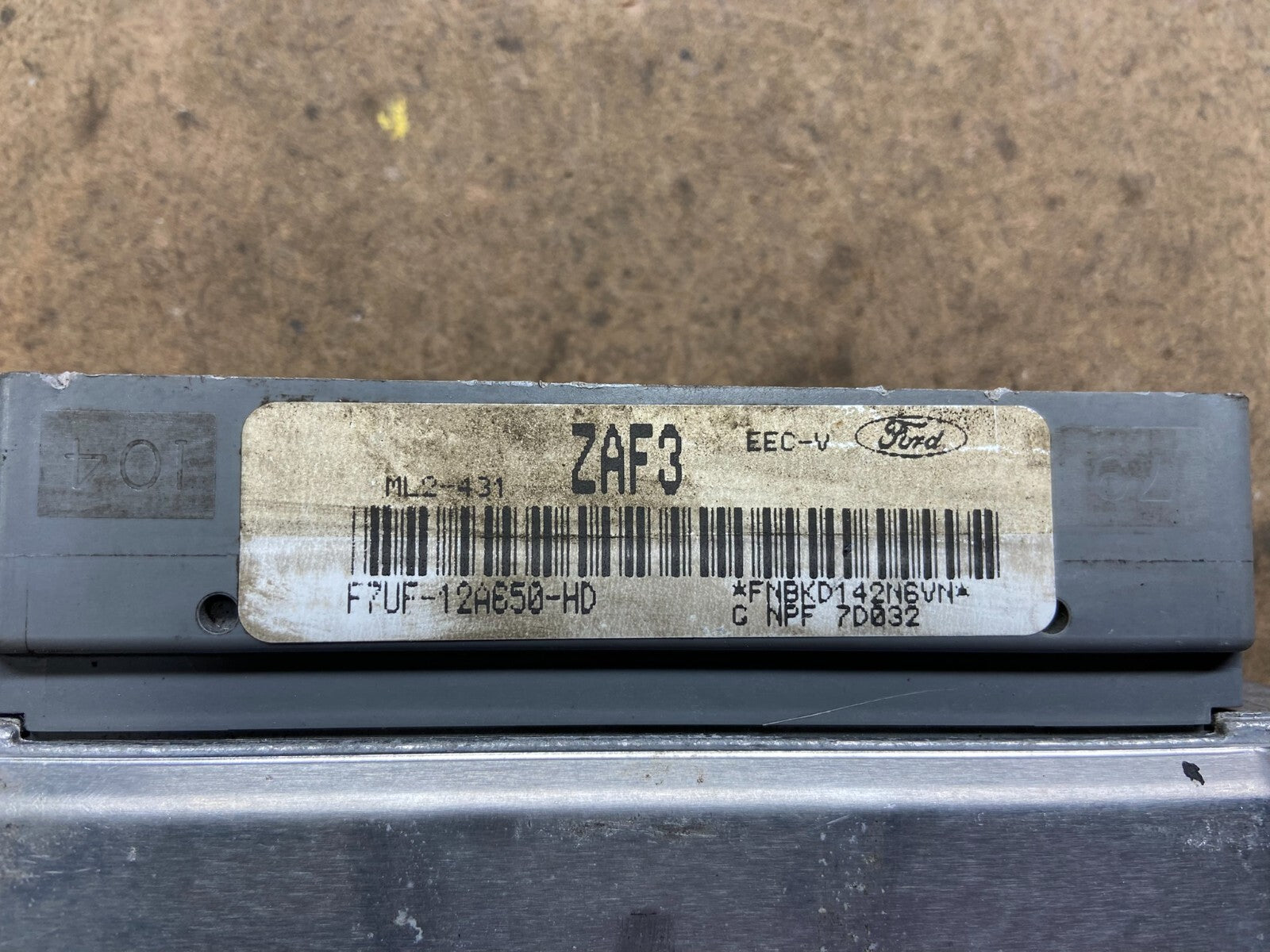 1997 Ford Van E-150 4.6L Engine Control Unit ECU Module F7UF-12A650-HD M9781 DG2