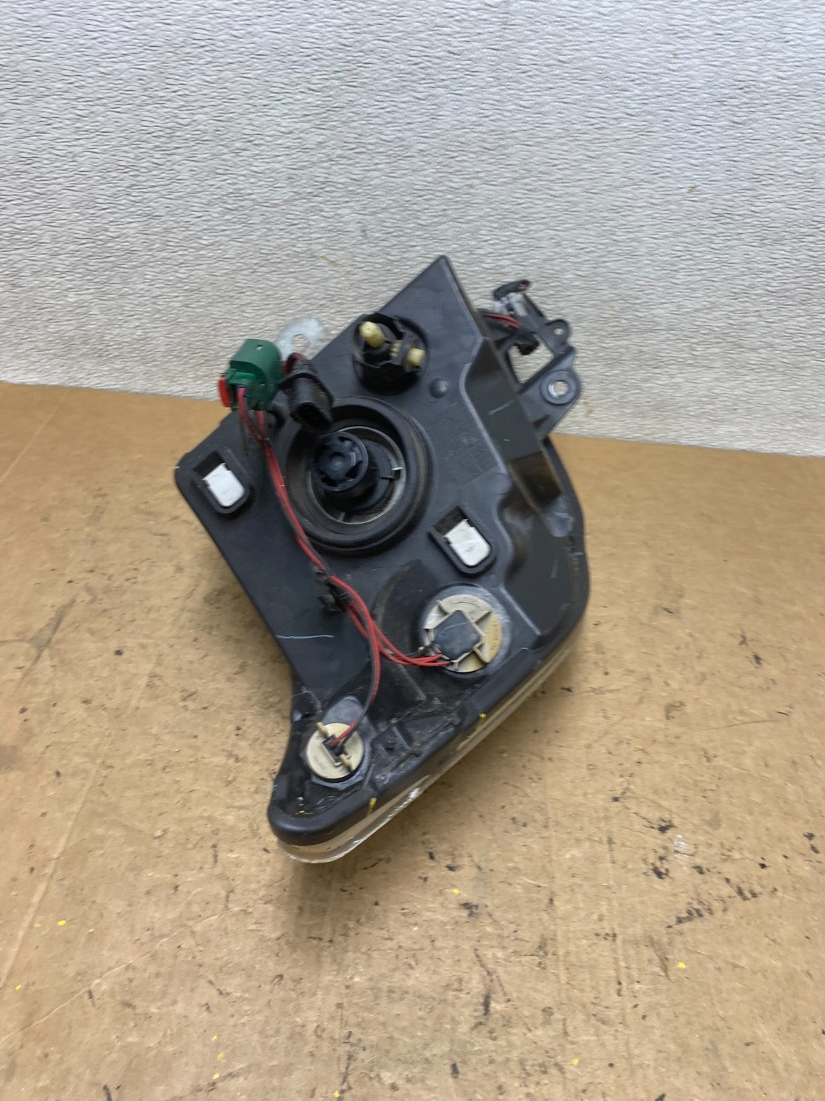 2010 2011 2012 Nissan Sentra Halogen Right Passenger RH Side Headlight T5193 DW9