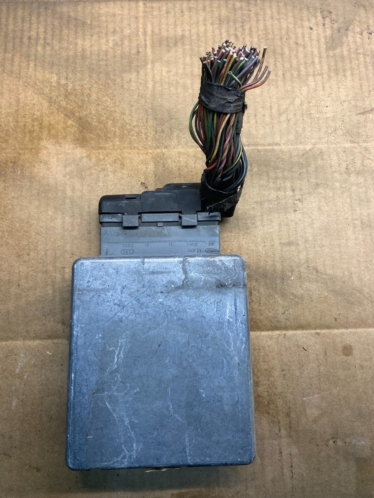 2004 Ford E-Series Van 5.4L Engine Control Module 4c2a-12a650-afd Y4523 DG3