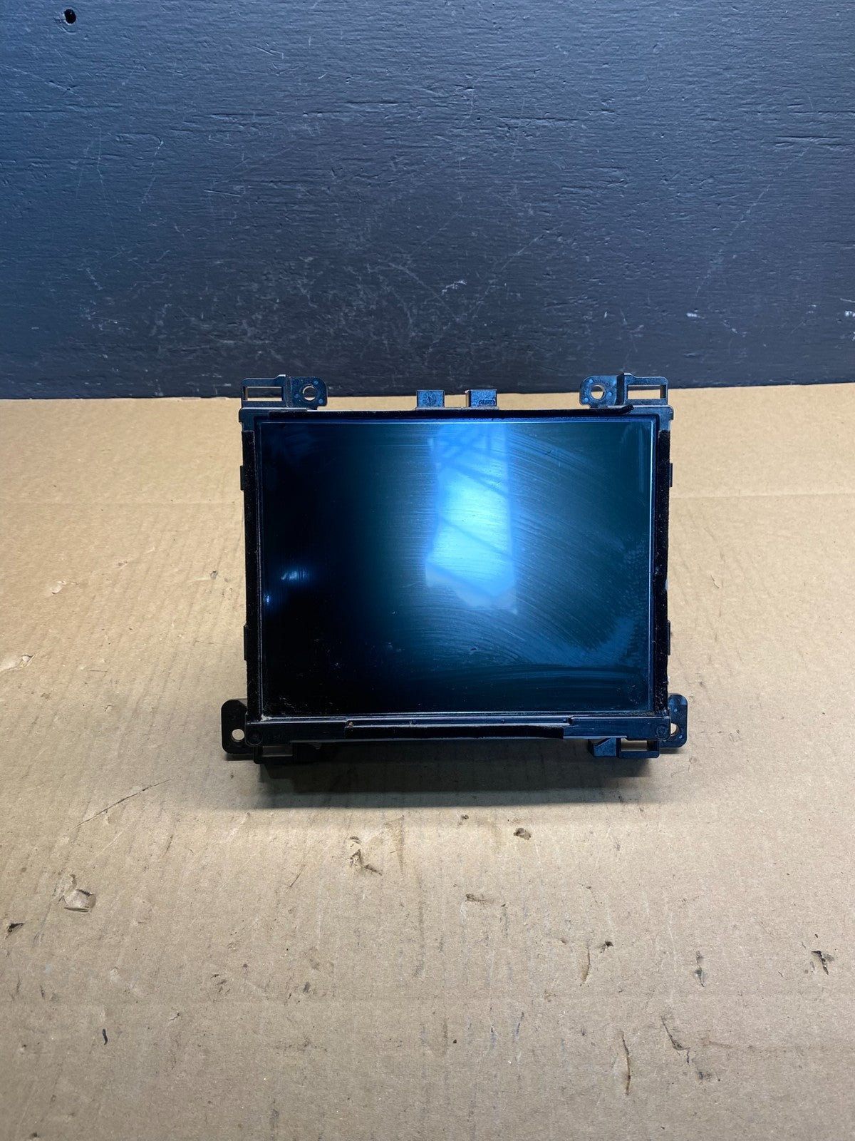 2015 - 2016 Chrysler 300 Radio Display Navigation 8.4" Screen OEM AC2475 DG0