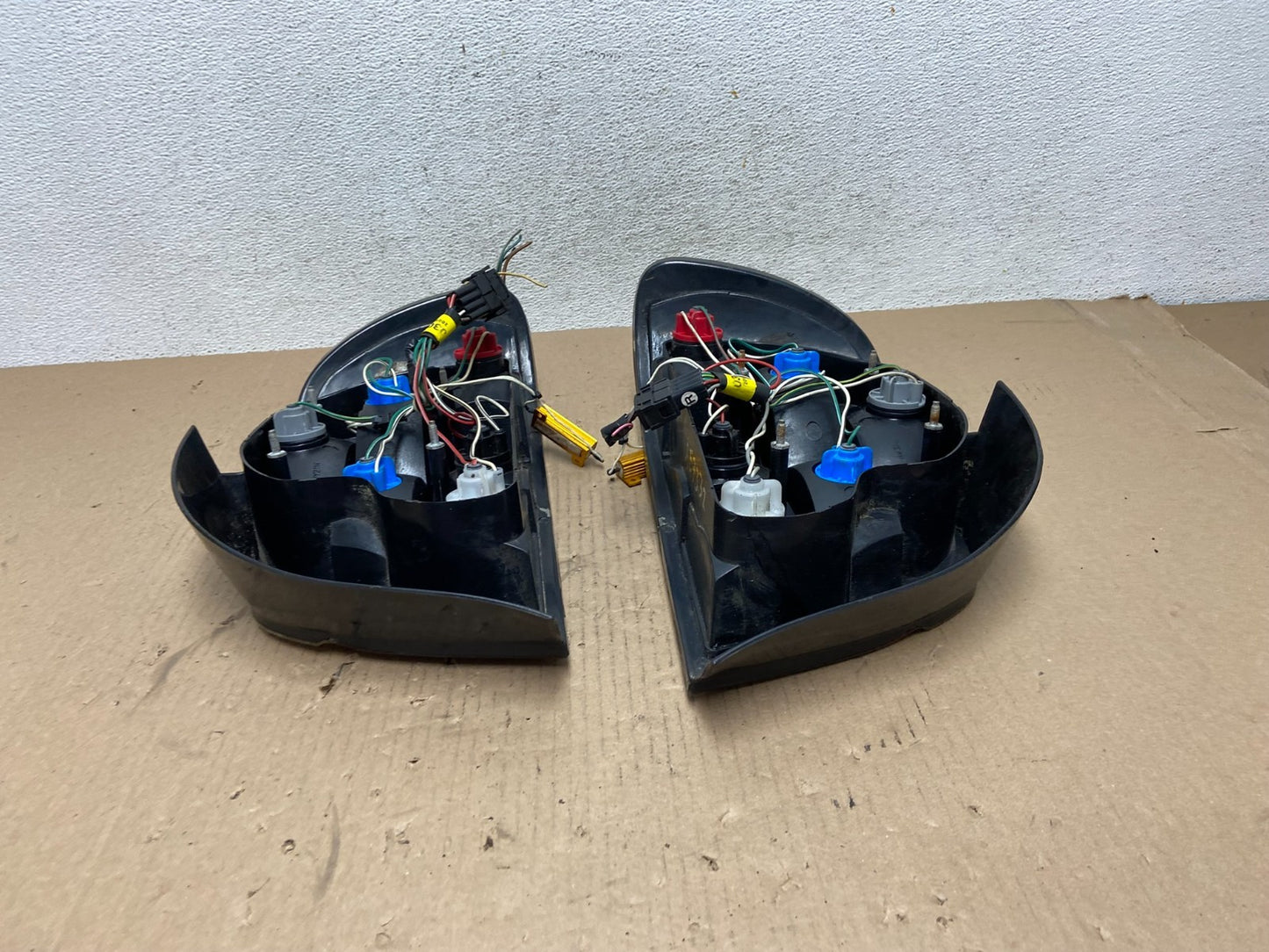 2001- 2003 BMW 5 Series E39 530i Left+Right Set Side Tail Lights AE7332 DW10