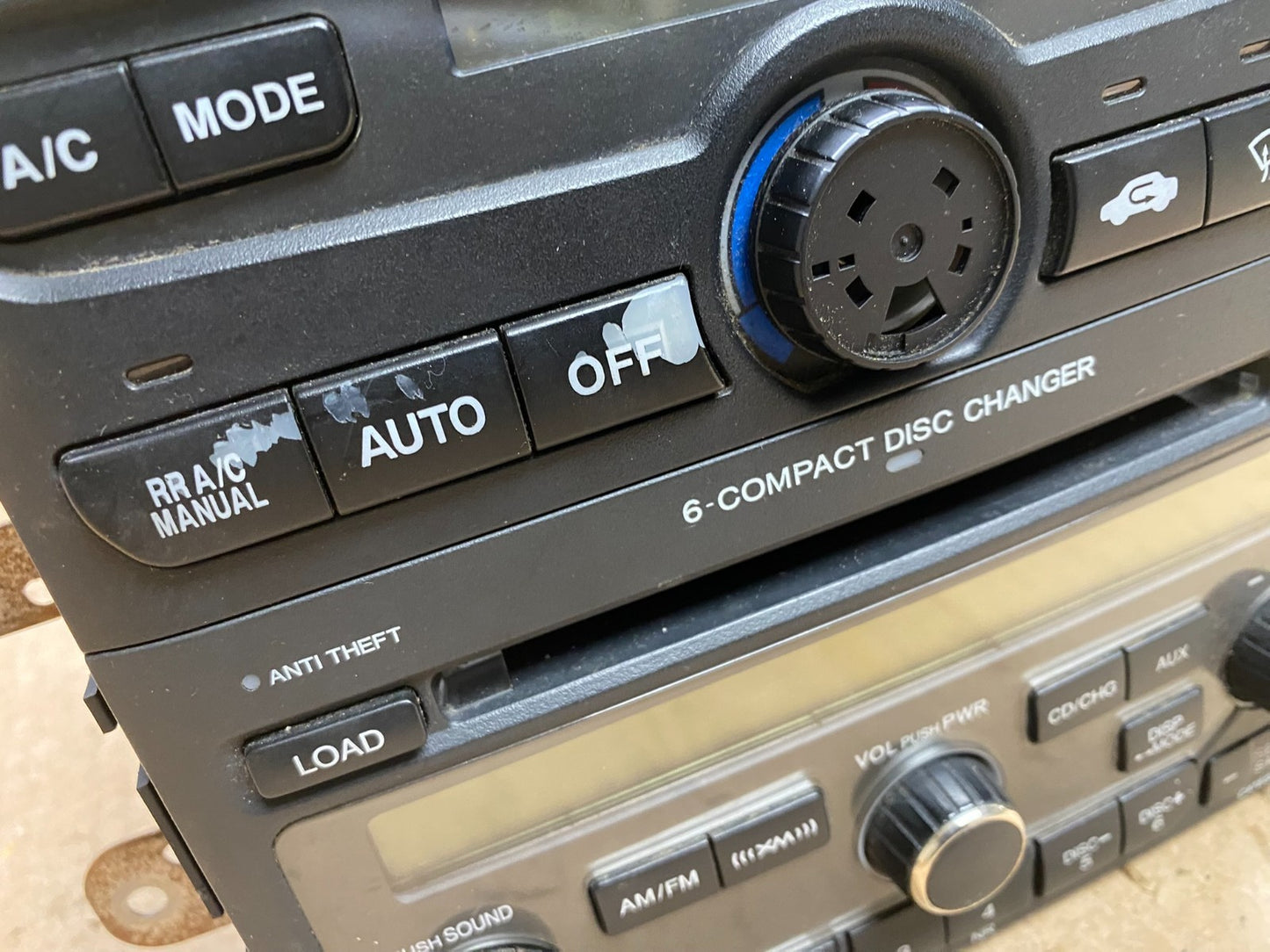 2006-2008 Honda Pilot Center Radio AM CD Player Climate Control Oem Z1970 DG1