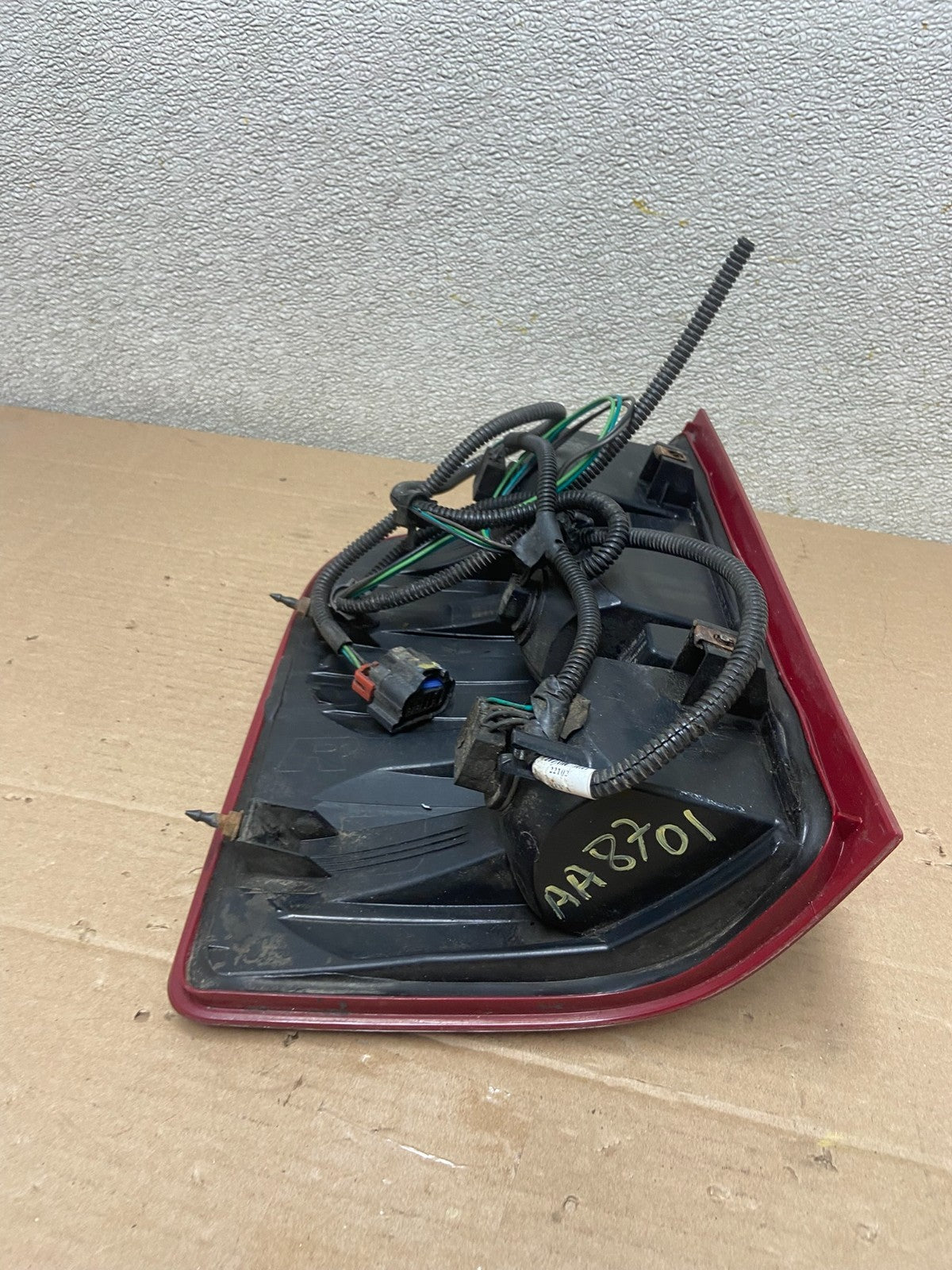 2007 to 2013 Chevrolet Silverado Right Passenger RH Side Tail Light AA8701 LK6