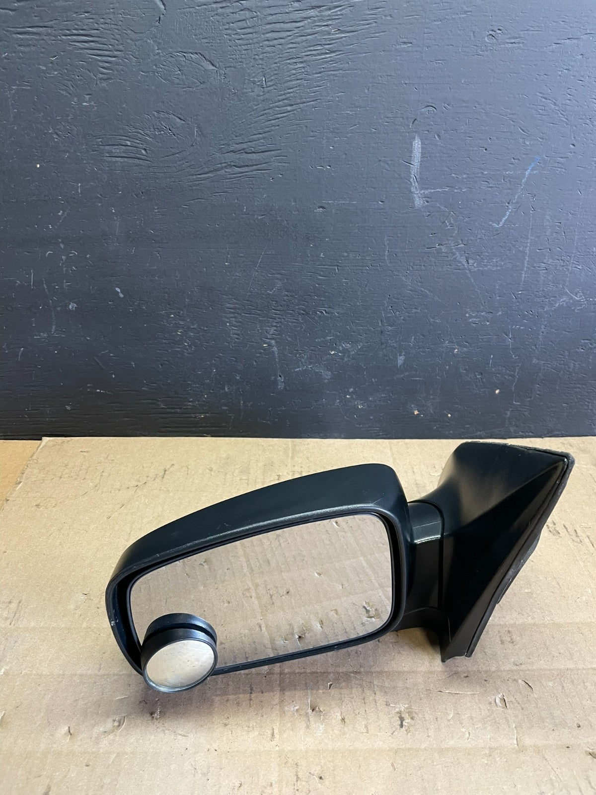 2003 to 2009 Kia Sorento Left Driver LH Door Mirror OEM AB7705 MS3