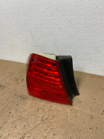 2009 2010 BMW 323i 325i 328i 335i 3 Series Left Driver Tail Light OEM AC0232 LK1