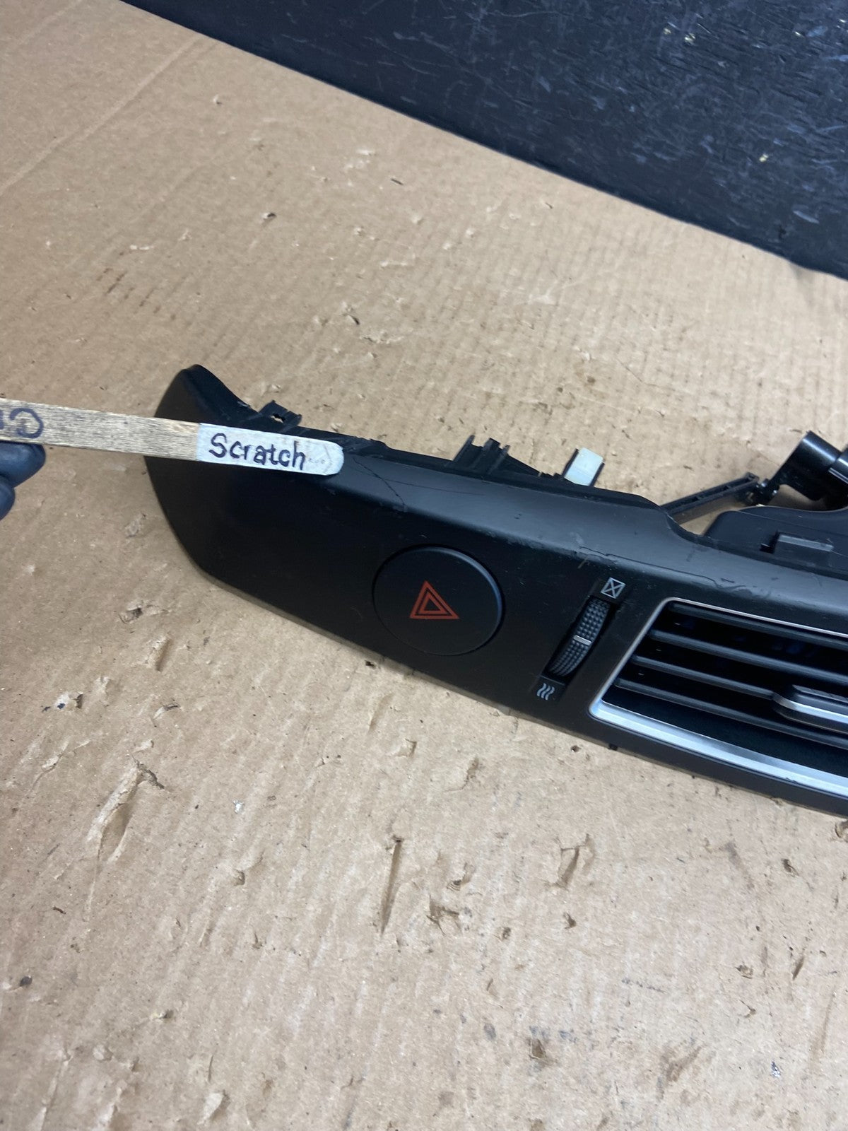 2007-2012 Hyundai Veracruz Left Driver LH Dash AC Air Vent Trim Panel ae4005 DG1