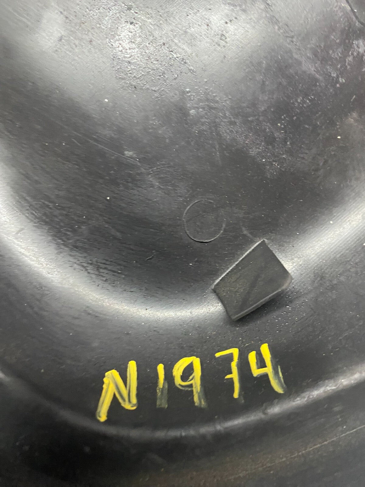 2008 to 2012 Chevrolet Malibu Engine Cover Plastic Motor Shield N1974 DG9