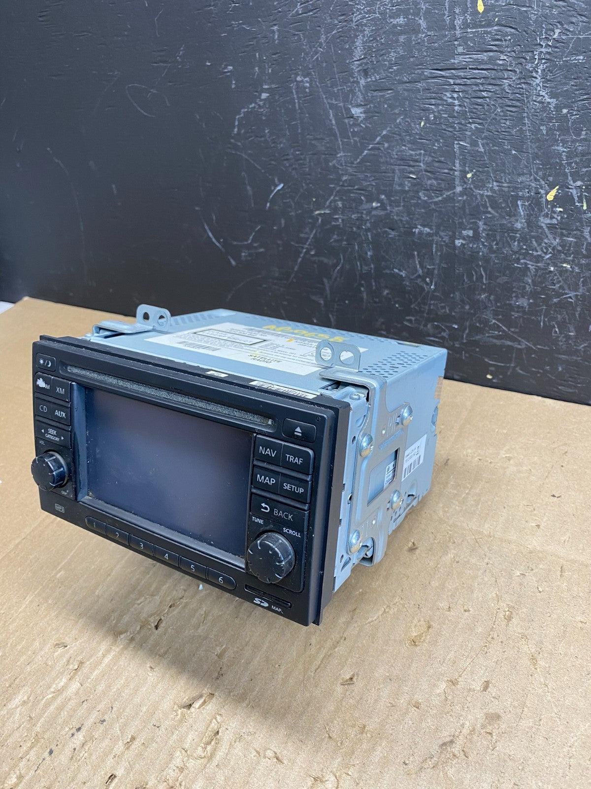 2011 to 2012 Nissan Rogue AM FM XM Radio CD Player Screen Receiver AB9658 DG3