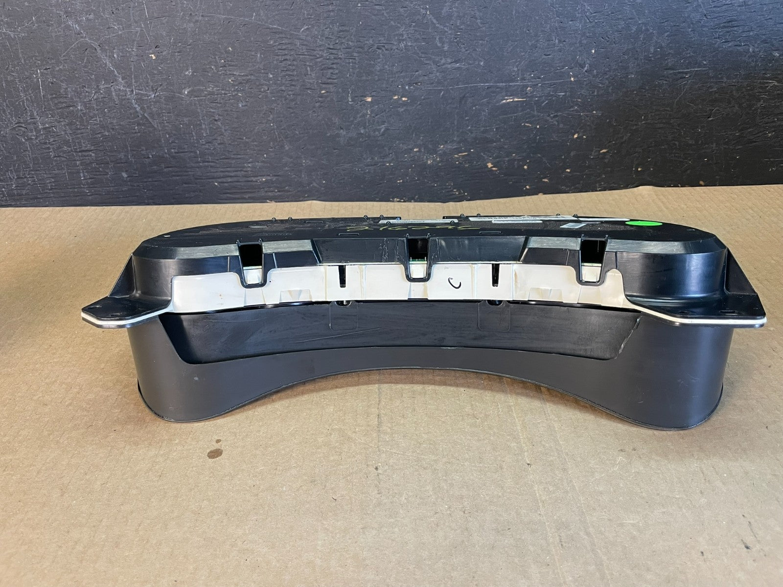 2003 to 2006 Chevrolet Silverado Speedometer Instrument Cluster AF3594 DG7
