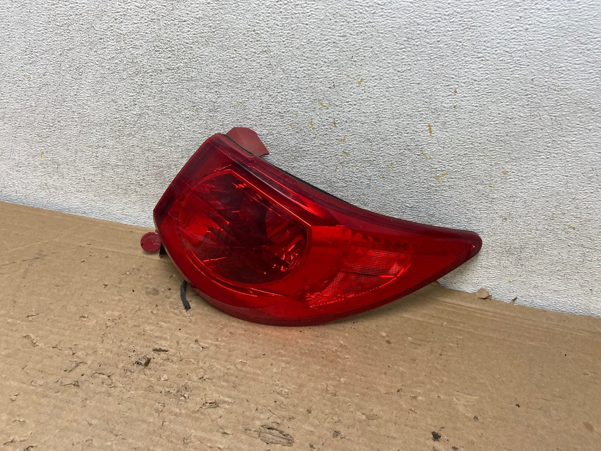 2009 2010 2011 2012 Chevrolet Traverse Right Passenger Tail Light AH9165 LK2