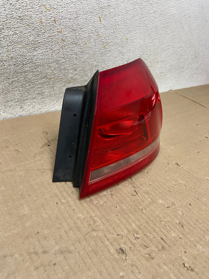 2012 to 2015 Volkswagen Passat Right Passenger Rh Side Tail light AI2223 LK2