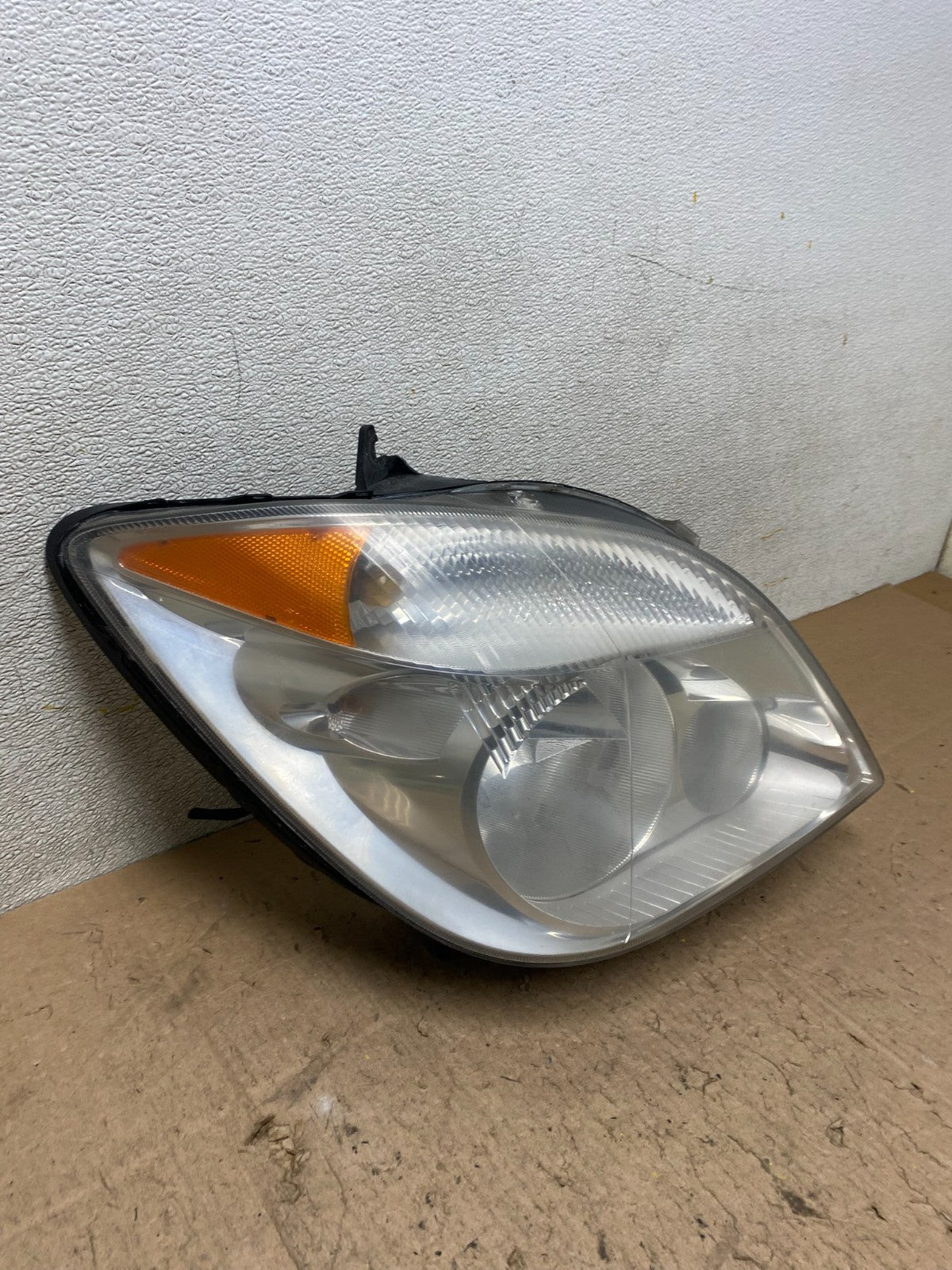 2007 to 2013 Mercedes Sprinter Headlight Right Passenger Halogen Oem W2760 DW2