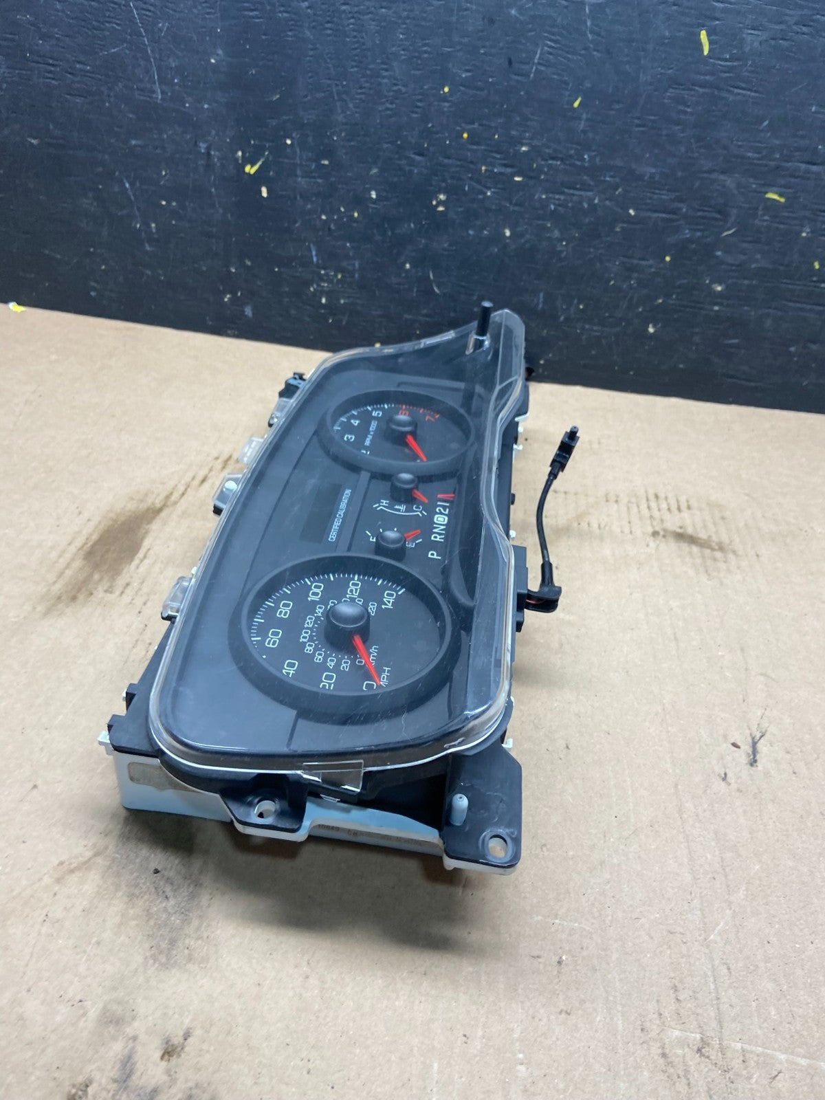 2008 Ford Crown Victoria Speedometer Cluster Gauge q7224 DG2