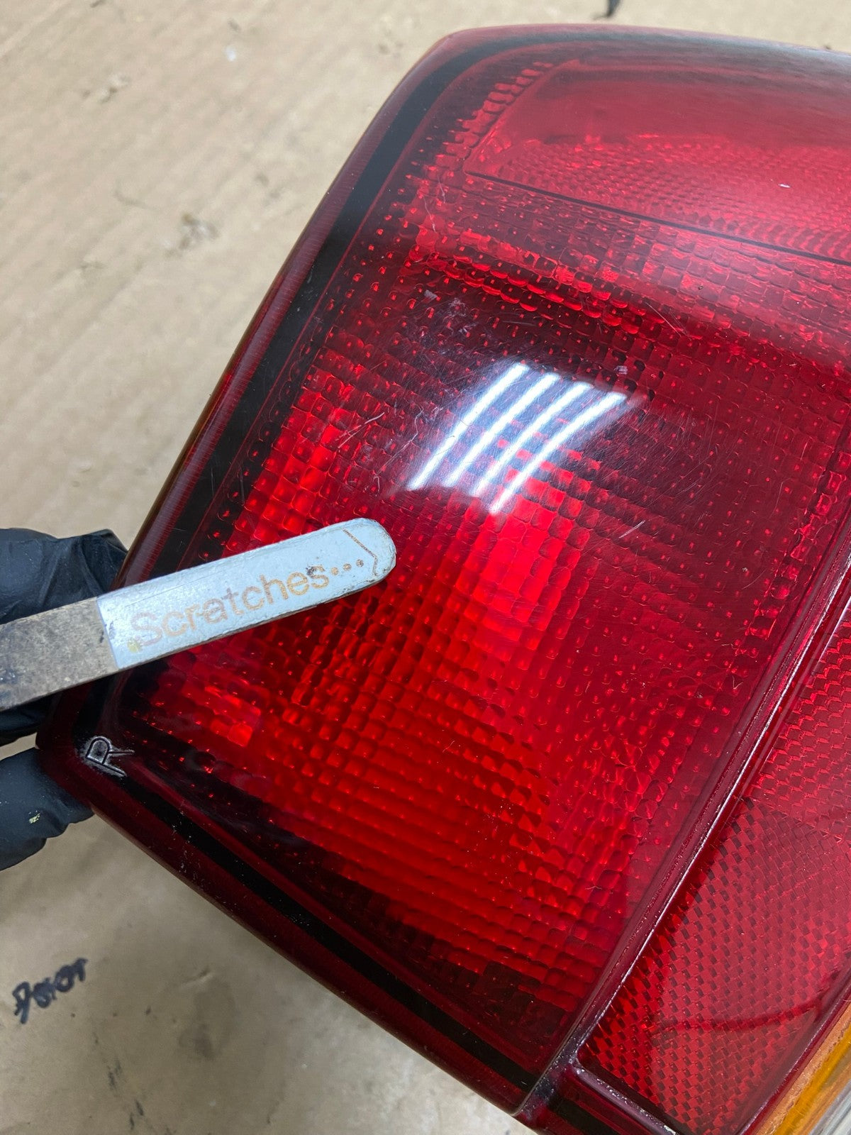 1997-1999 Saturn SL SL1 Sedan Right Passenger RH Side Tail Light AI8114 LK3