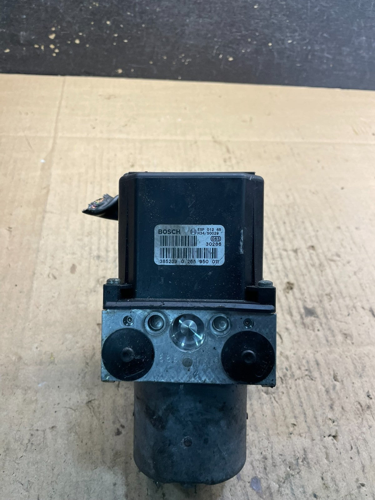 2007 to 2008 Audi A4 ABS Anti-Lock Brake Pump  OEM w6786 DG0