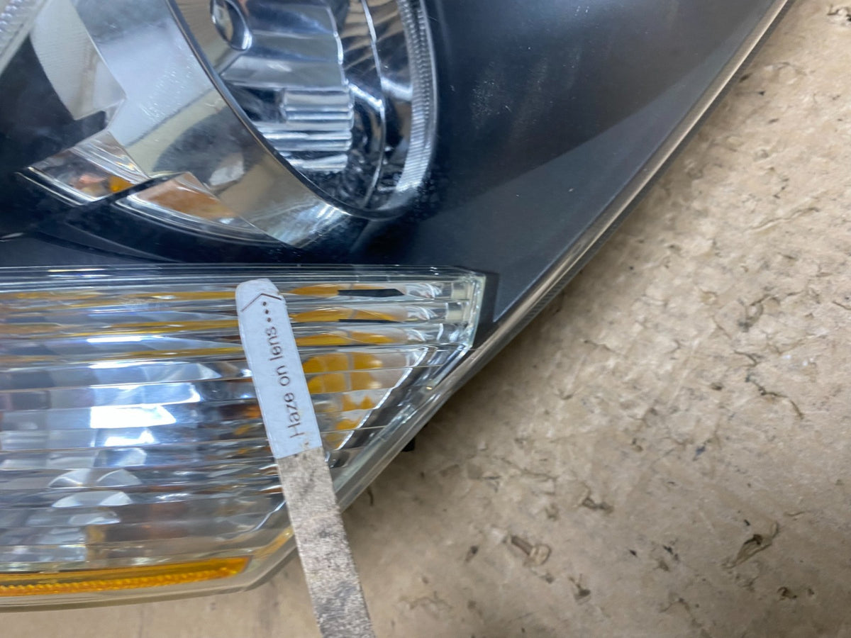 Halogen 2007-2009 Mitsubishi Outlander Right Passenger Headlight AG1147 DW5