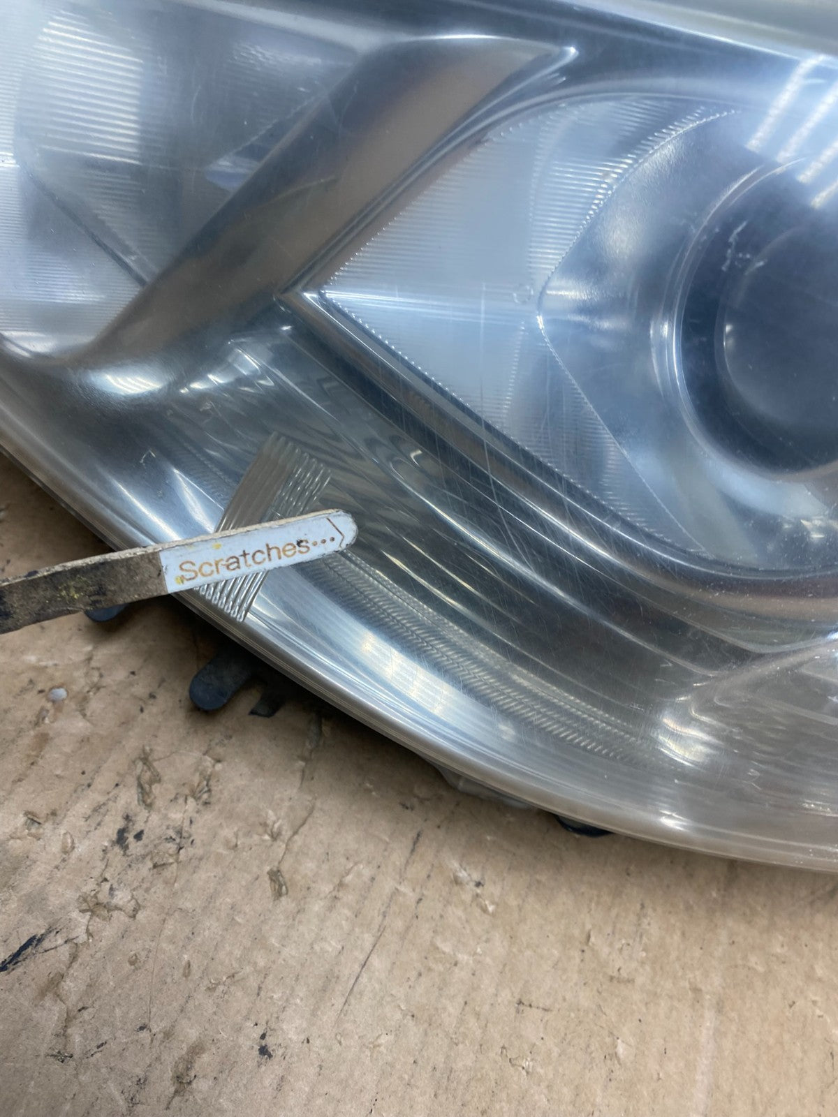 2009 - 2014 Nissan Maxima Headlight Left Driver Side Xenon HID AI8957 DW3
