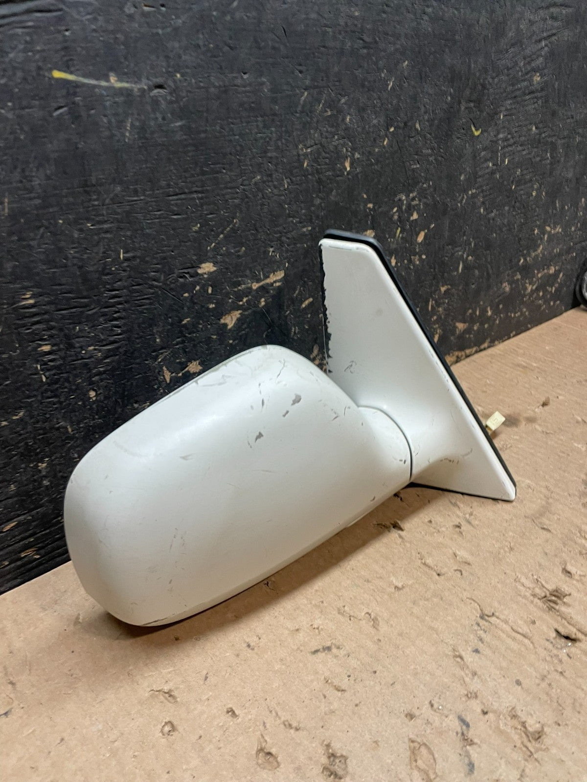 2004 to 2006 Scion XB Right Passenger Side View Door Mirror Z3520 MS2