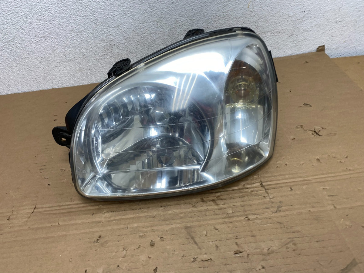 2001-2003 Hyundai Santa Fe Left Driver LH Headlight Halogen AD4293 DW0