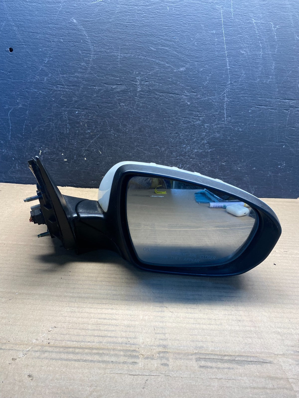 2011 - 2013 Kia Optima Right Passenger View Door Mirror Turn Signal AF3914 DW7
