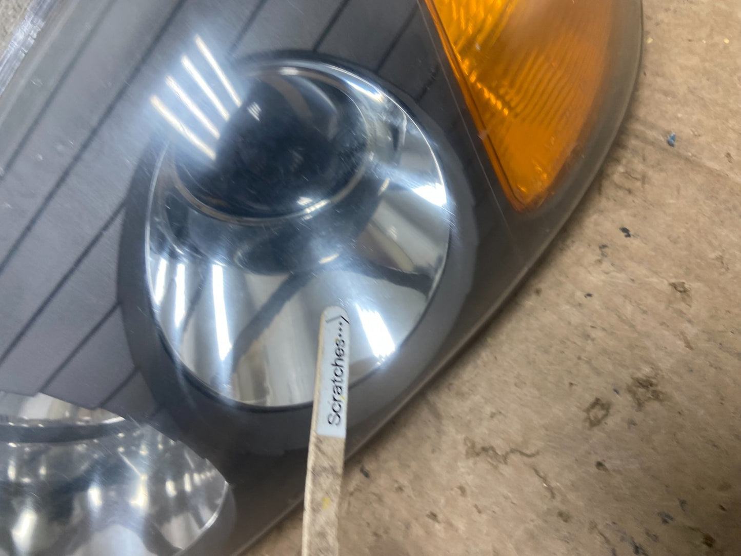 2001 2002 2003 Hyundai XG350 XG Left Driver LH Headlight Halogen Oem AA6645 DW3