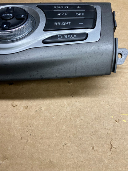 2009-2014 Nissan Murano AM FM Radio CD Control Panel W6476 DG1