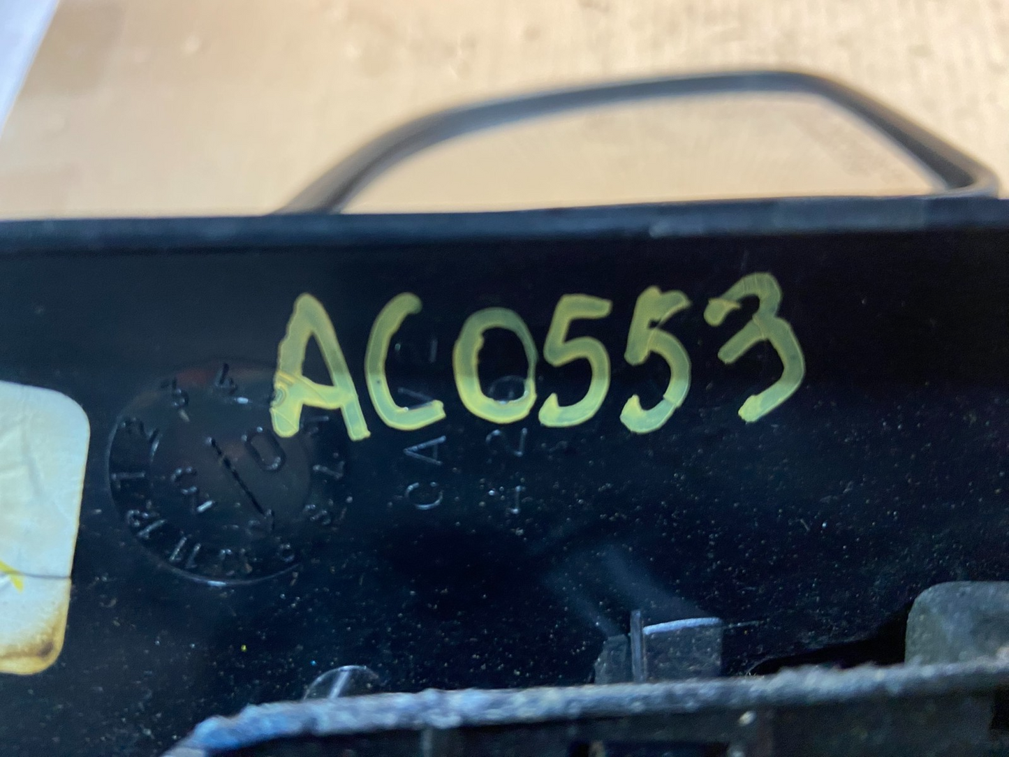 2003-2006 Chevrolet Tahoe Suburban Right Passenger Turn Door Mirror AC0553 MS5