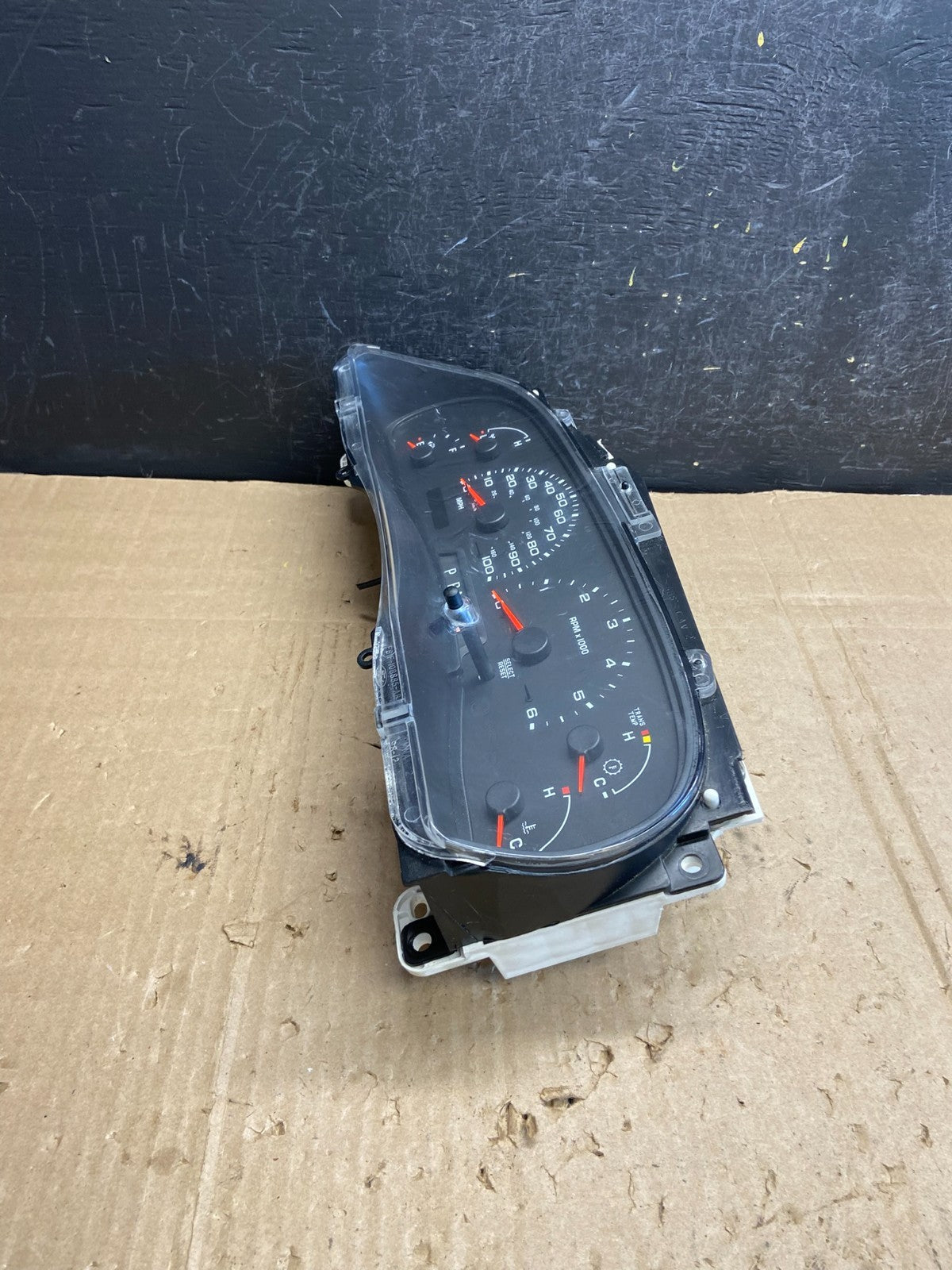 2000 2001 2002 Ford Expedition Speedometer Instrument Gauge Cluster Oe ae1876 DG2
