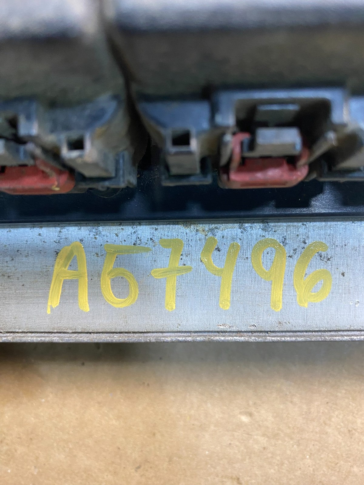 2005 to 2006 Jeep Liberty 3.7L ECU ECM PCM Engine Computer P56044576AK AG7496 DG3