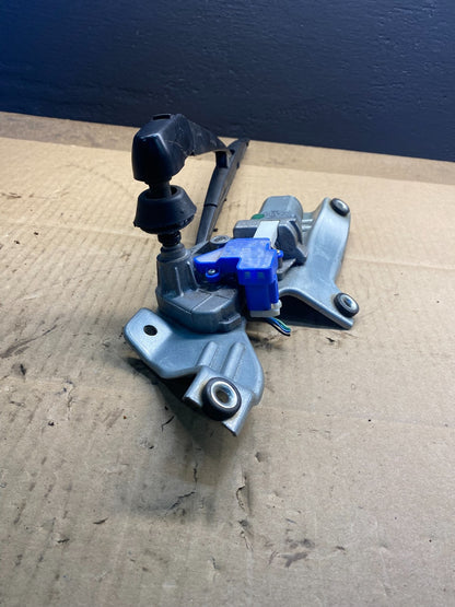 2009 to 2013 Subaru Forester Rear Windshield Washer Wiper Motor AB41234