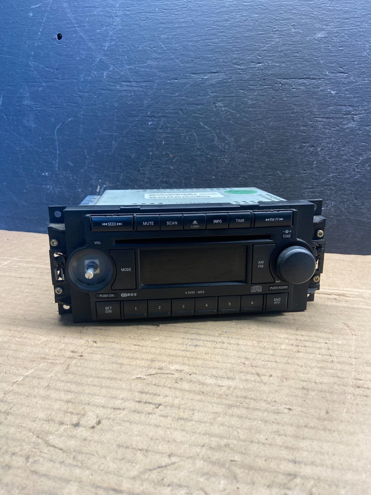 2005-2009 Chrysler Dodge Jeep Ram Radio CD MP3 AUX Receiver AE2525 DG0