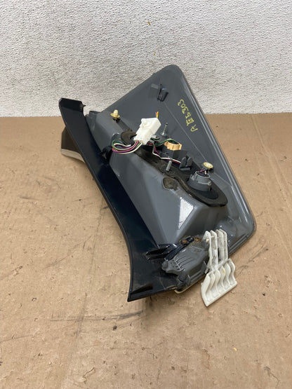 2010 2011 Toyota Prius Tail Light Left Driver LH Side AG5303 LK5