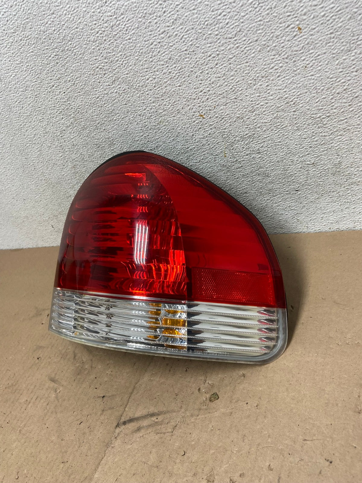 2005 to 2006 Hyundai Santa Fe Right Passenger Rh Side Tail Light AG4779 LK1