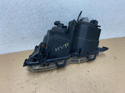 2002 to 2005 BMW 3 E46 Sedan Right Passenger RH Halogen Headlight AF3154 DW8