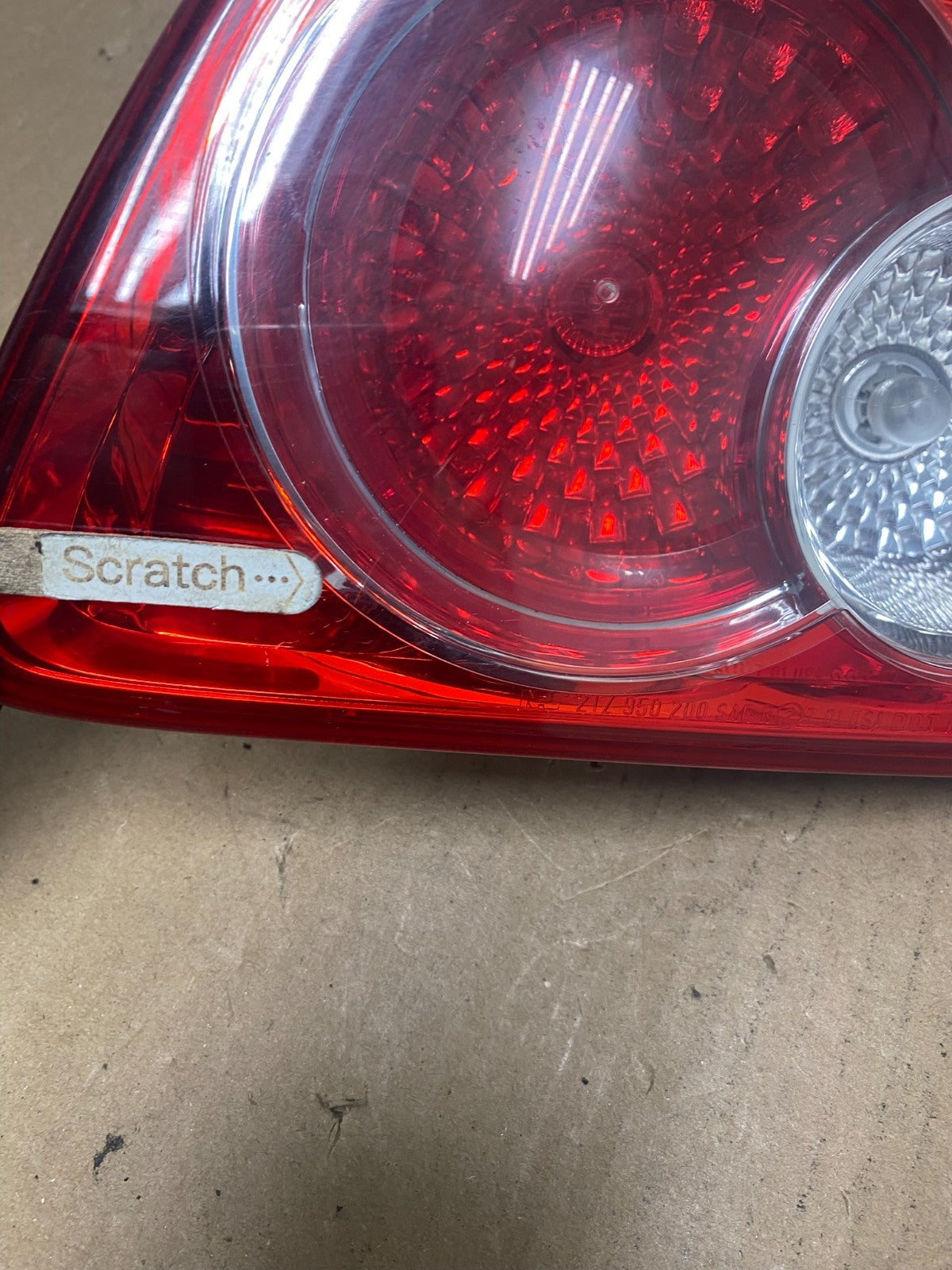 2003 2004 2005 Mazda 6 Right Passenger Inner Tail Light Taillight OEM S0674 DW3